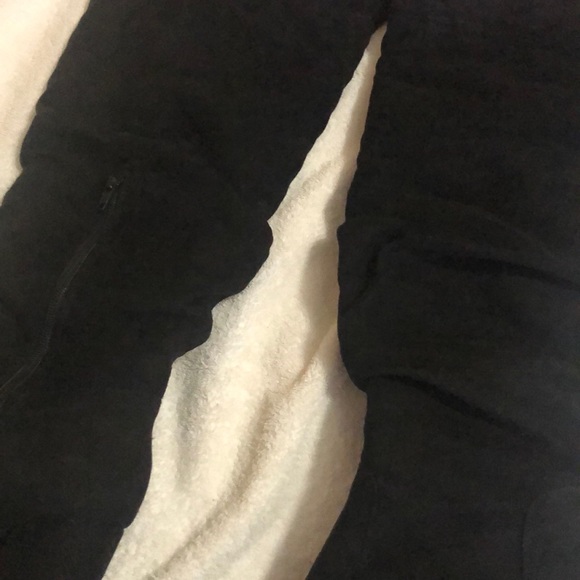 Knee high black boots w/3 inch heels - Picture 4 of 4